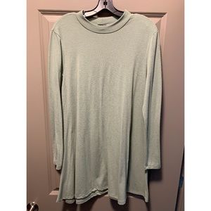 Long sleeve green dress